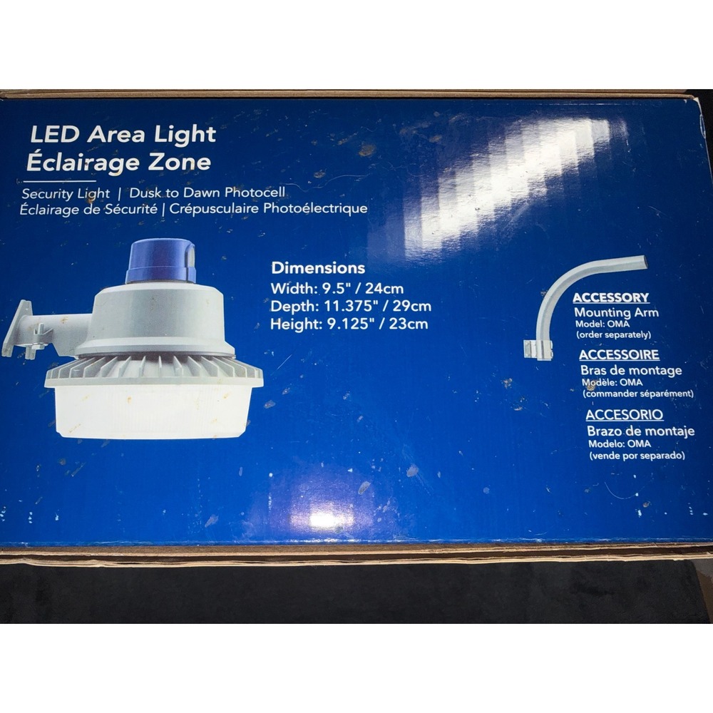 Lithonia Lighting LED Area Light Dusk to Dawn Security Light with Mounting Arm - Picture 2 of 5